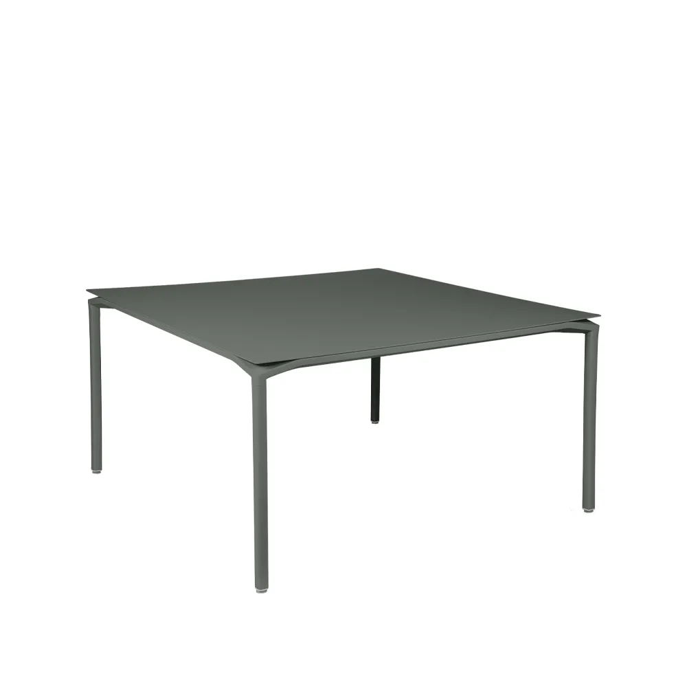 Calvi bord kvadratiskt 140x140 cm, Rosemary (grön) Fermob