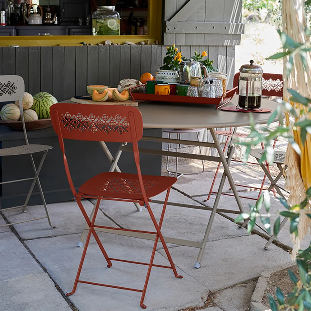 Caractere bord Ø128 cm, Liquorice (svart) Fermob