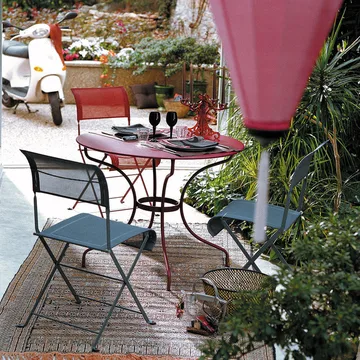 Opera+ bord Ø96 cm - Black cherry (vinröd) - Fermob