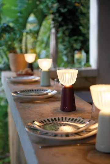 Swiing portabel bordslampa - Black cherry (vinröd) - Fermob