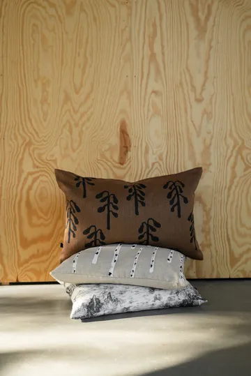 Weeping birch kuddfodral 38x58 cm - Brown - Fine Little Day