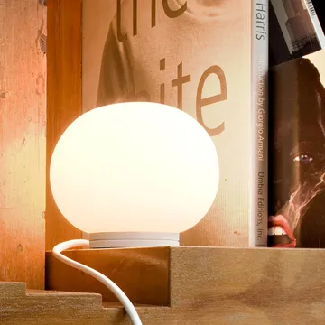 Glo-Ball Mini T bordslampa - Vitt opalglas - Flos