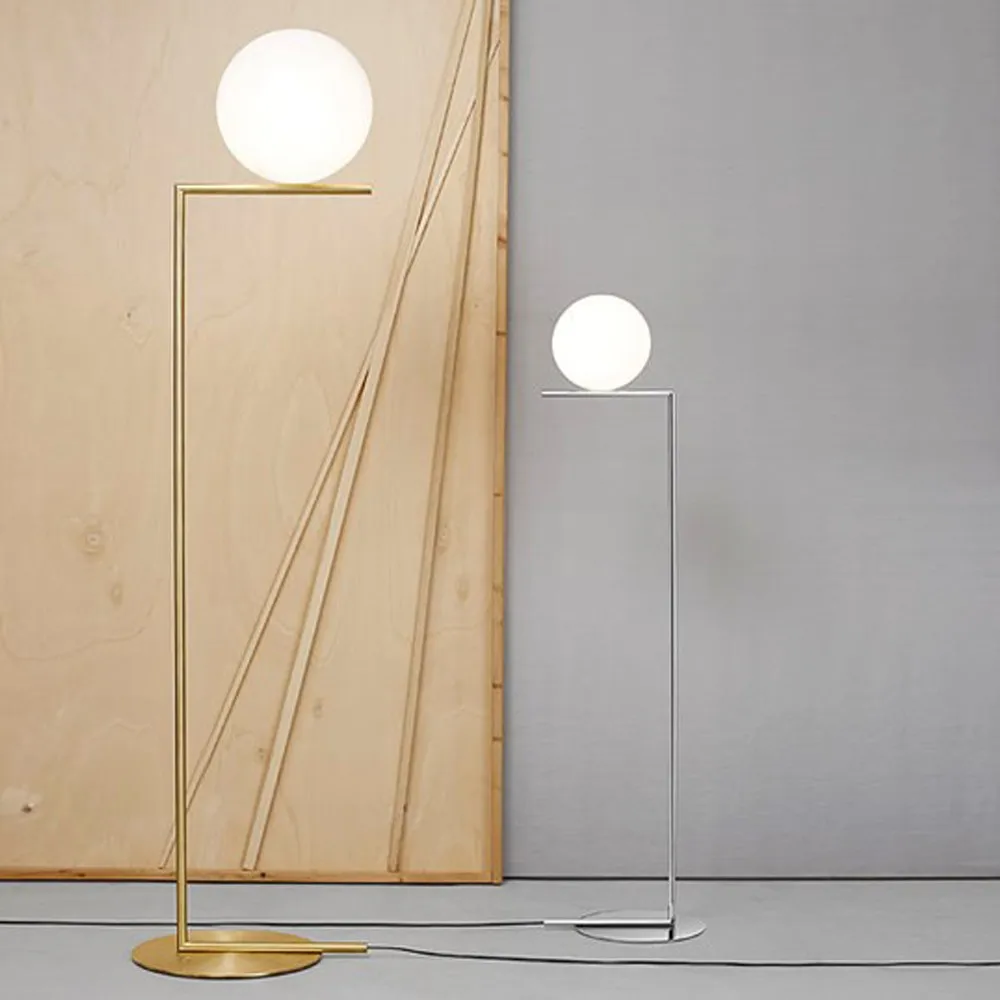 IC lights F1 golvlampa, Borstad mässing-opal Flos