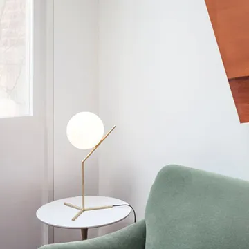 IC Lights T1 High bordslampa - Svart-opal - Flos