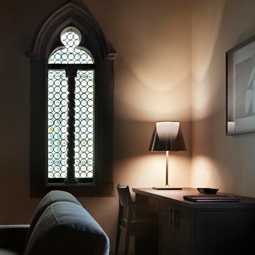 KTribe T2 bordslampa, Transparent Flos