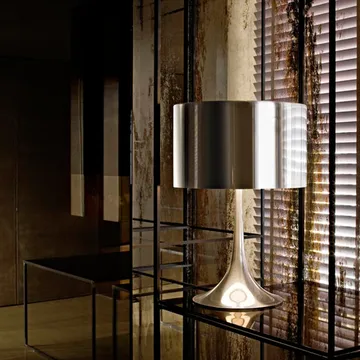 Spun Light T1 bordslampa - Svart - Flos