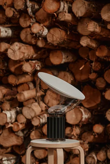 Taccia Small bordslampa LED 48,5 cm - Svart-glaskupa - Flos