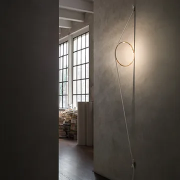 Wirering vägglampa - Grå-rosa - Flos