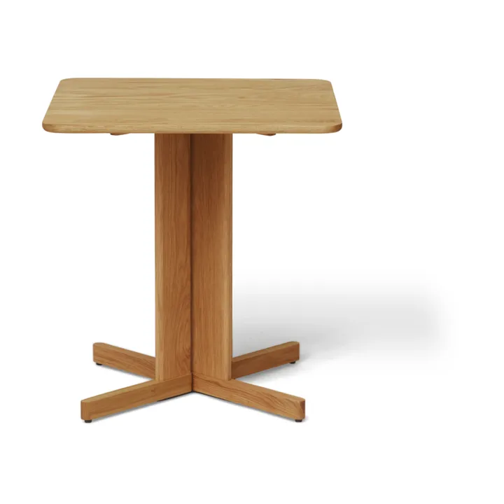Trefoil matbord 68x68 cm - Ek - Form & Refine