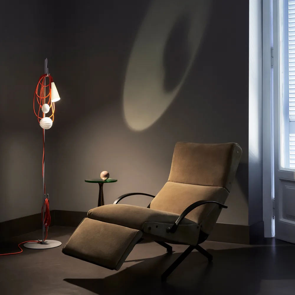 Filo golvlampa, grå, eastern coral Foscarini