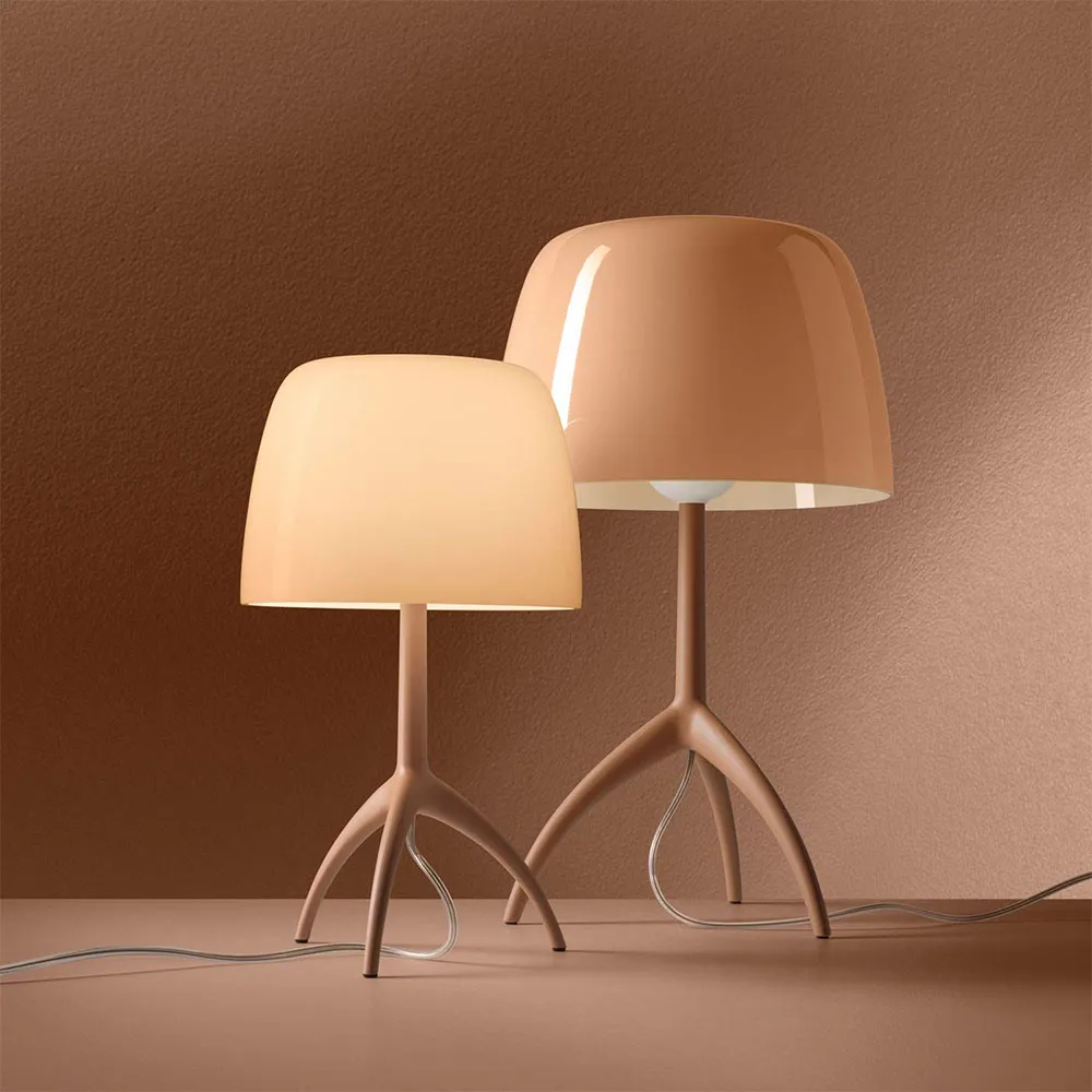 Lumiere Nuances bordslampa, cipria, piccola Foscarini