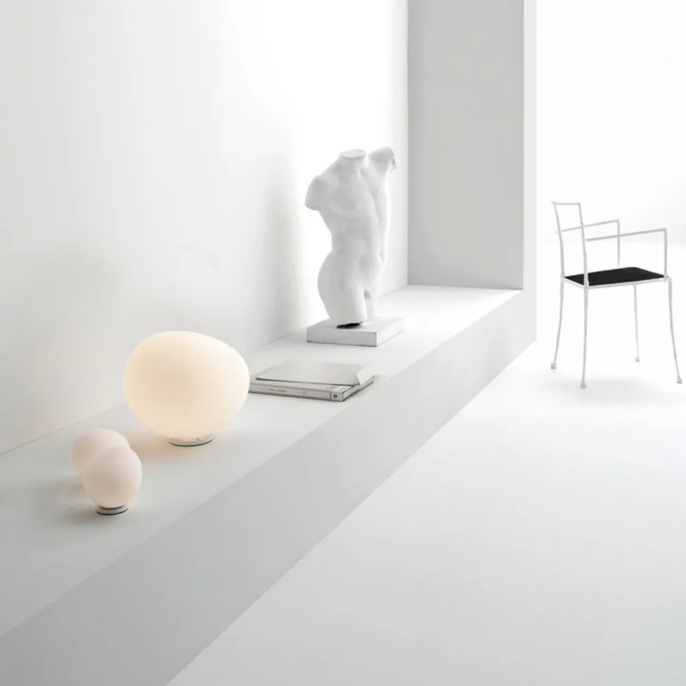 Poly Gregg media bordslampa, vit Foscarini