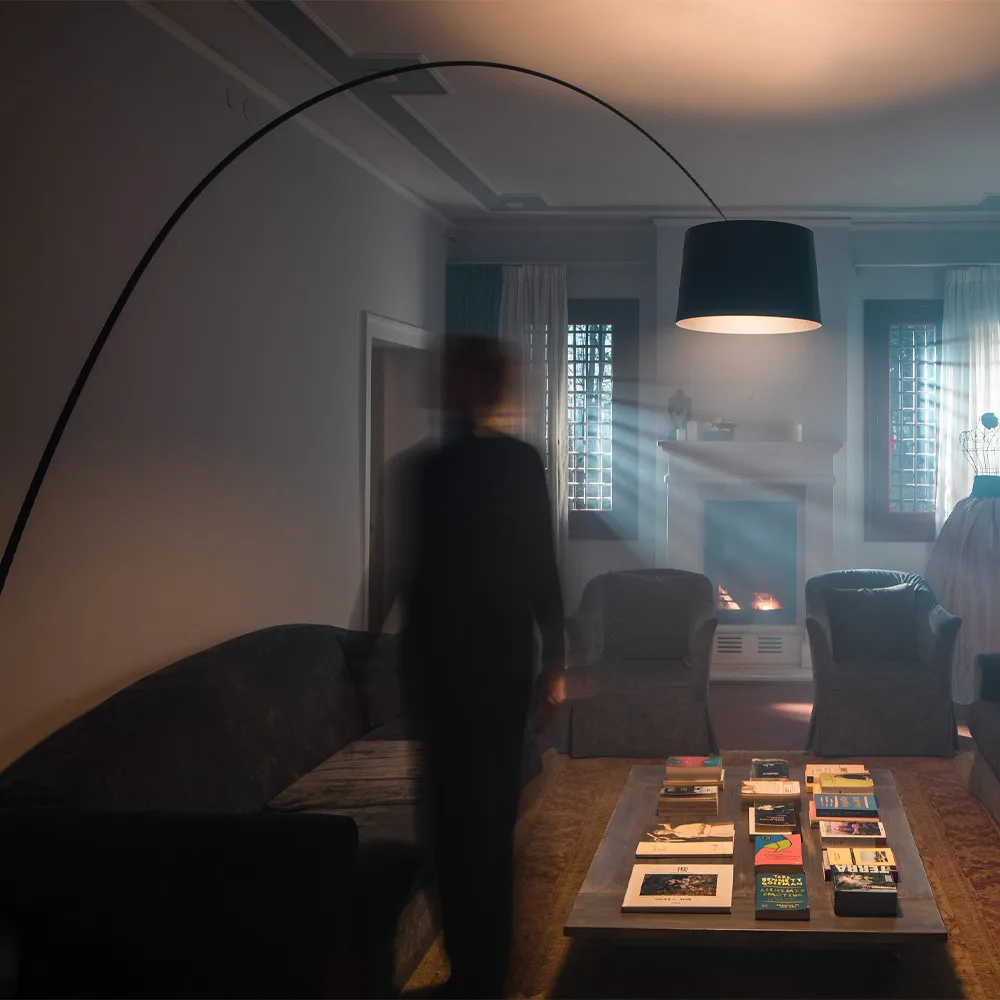 Twiggy Elle golvlampa, svart Foscarini