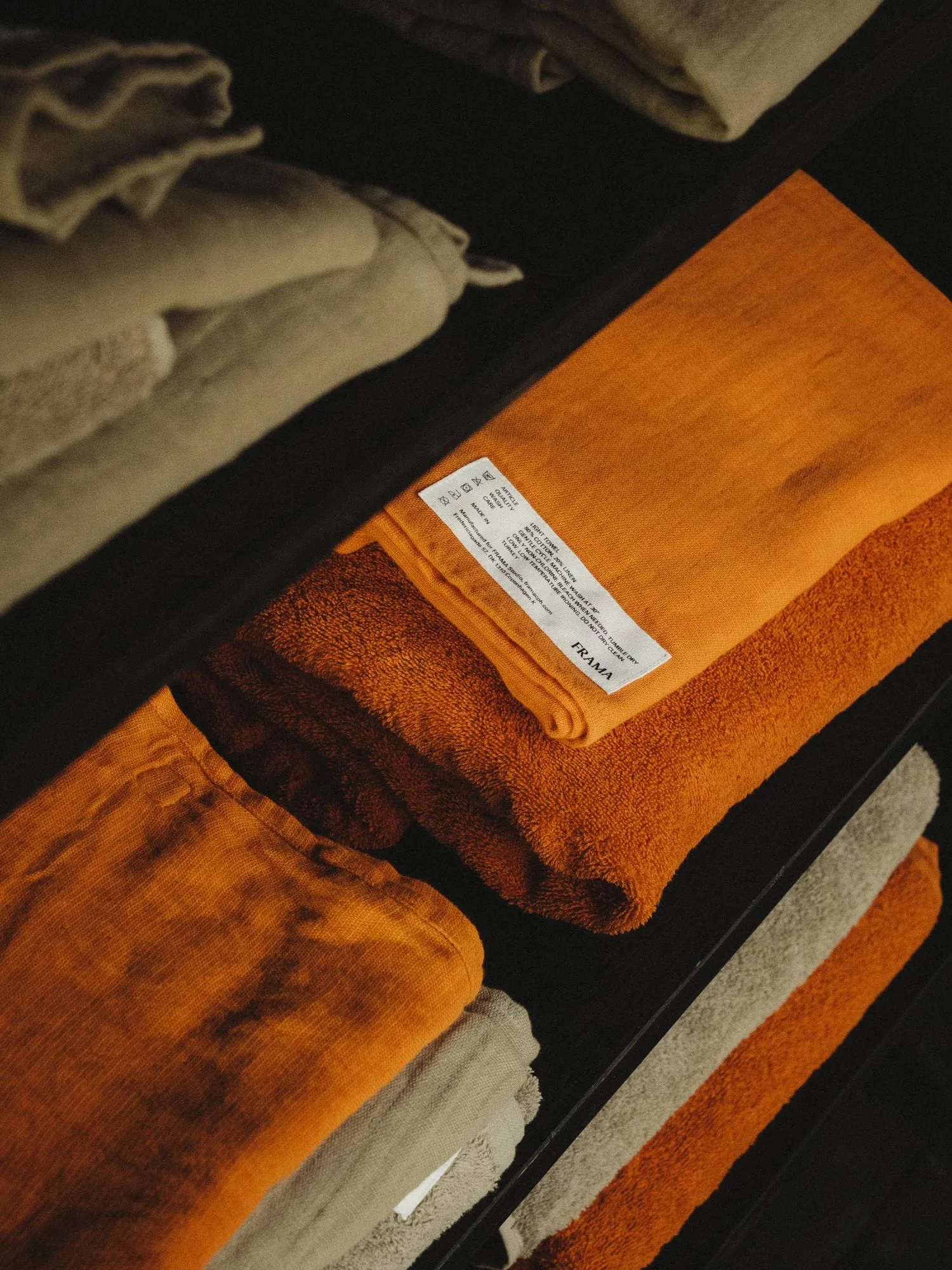 Light Towel badhandduk 140x70 cm, Burnt orange (orange) FRAMA