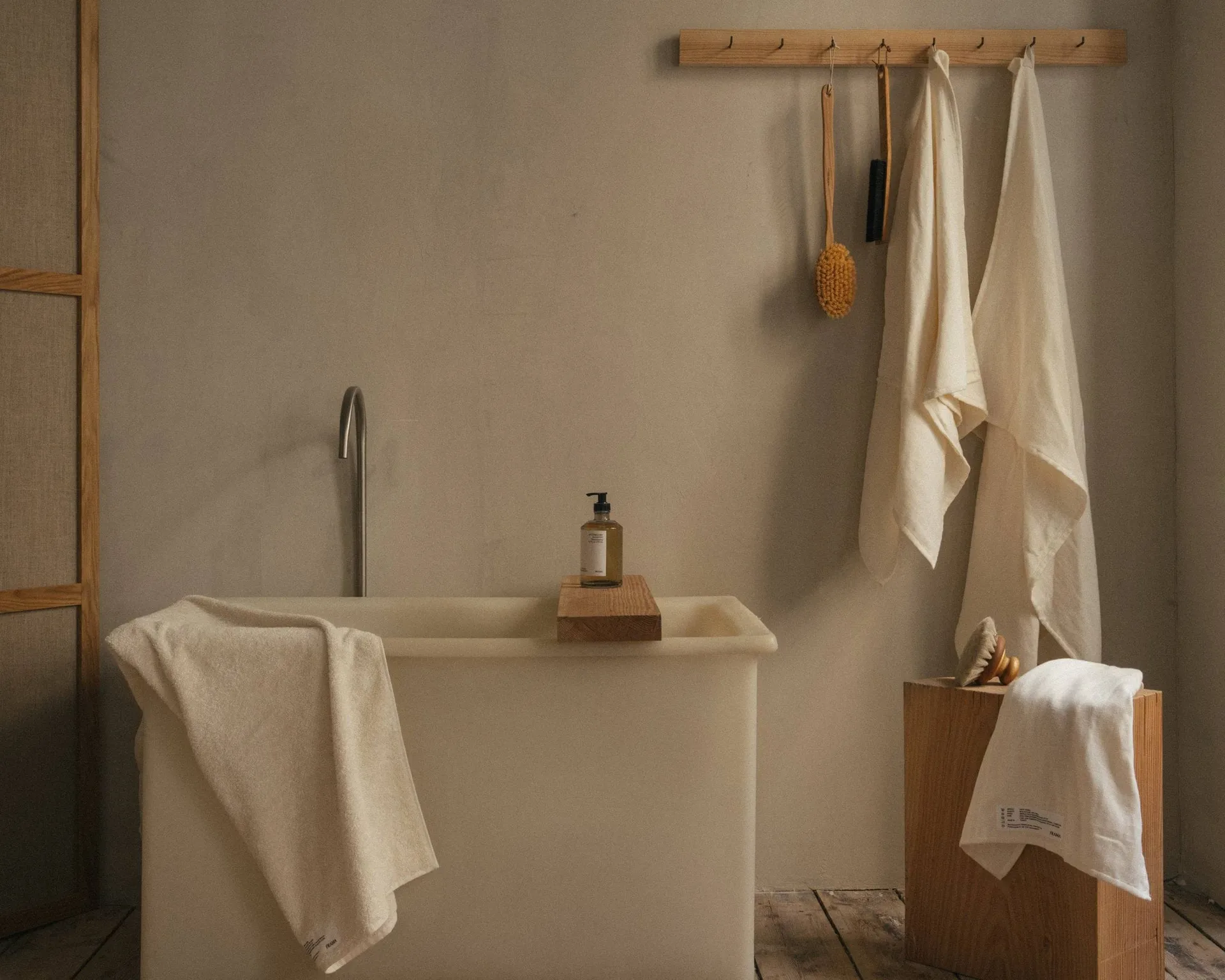 Light Towel badlakan 150x100 cm, Bone white (vit) FRAMA
