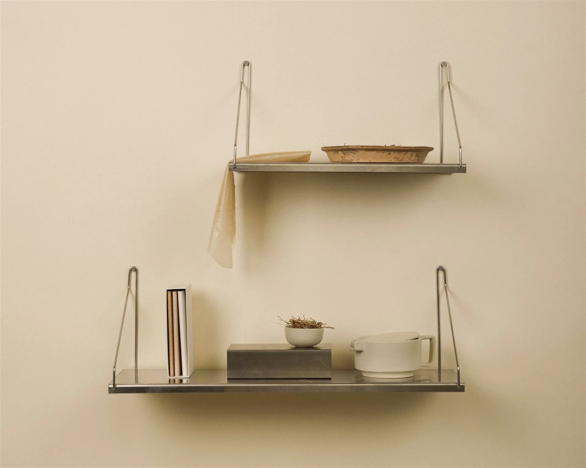Single Shelf vägghylla, Rostfritt stål, 60x27 cm FRAMA