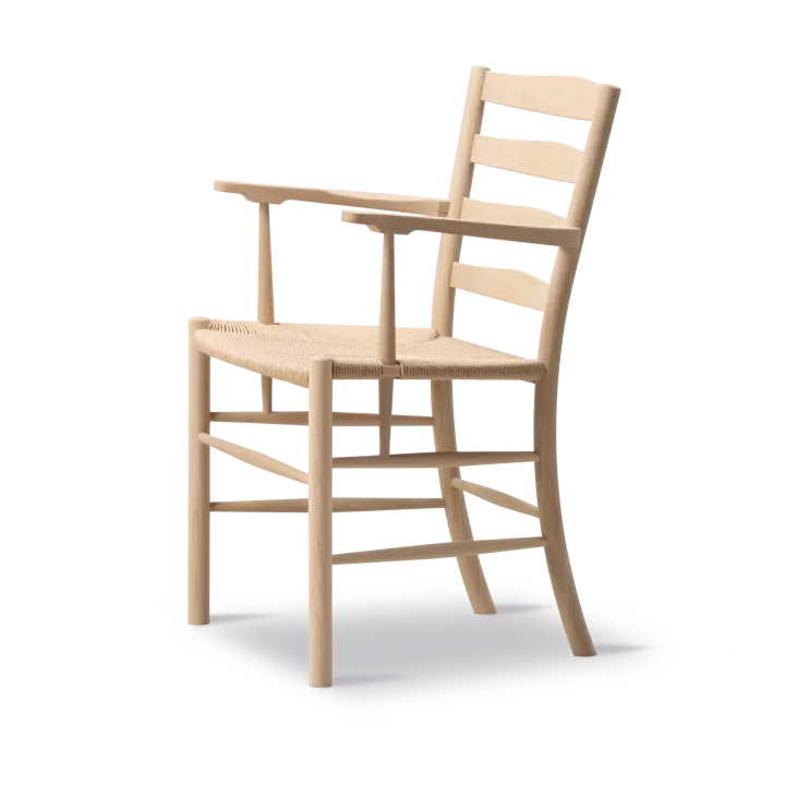 Klint karmstol - Naturflätad-såpad ek - Fredericia Furniture