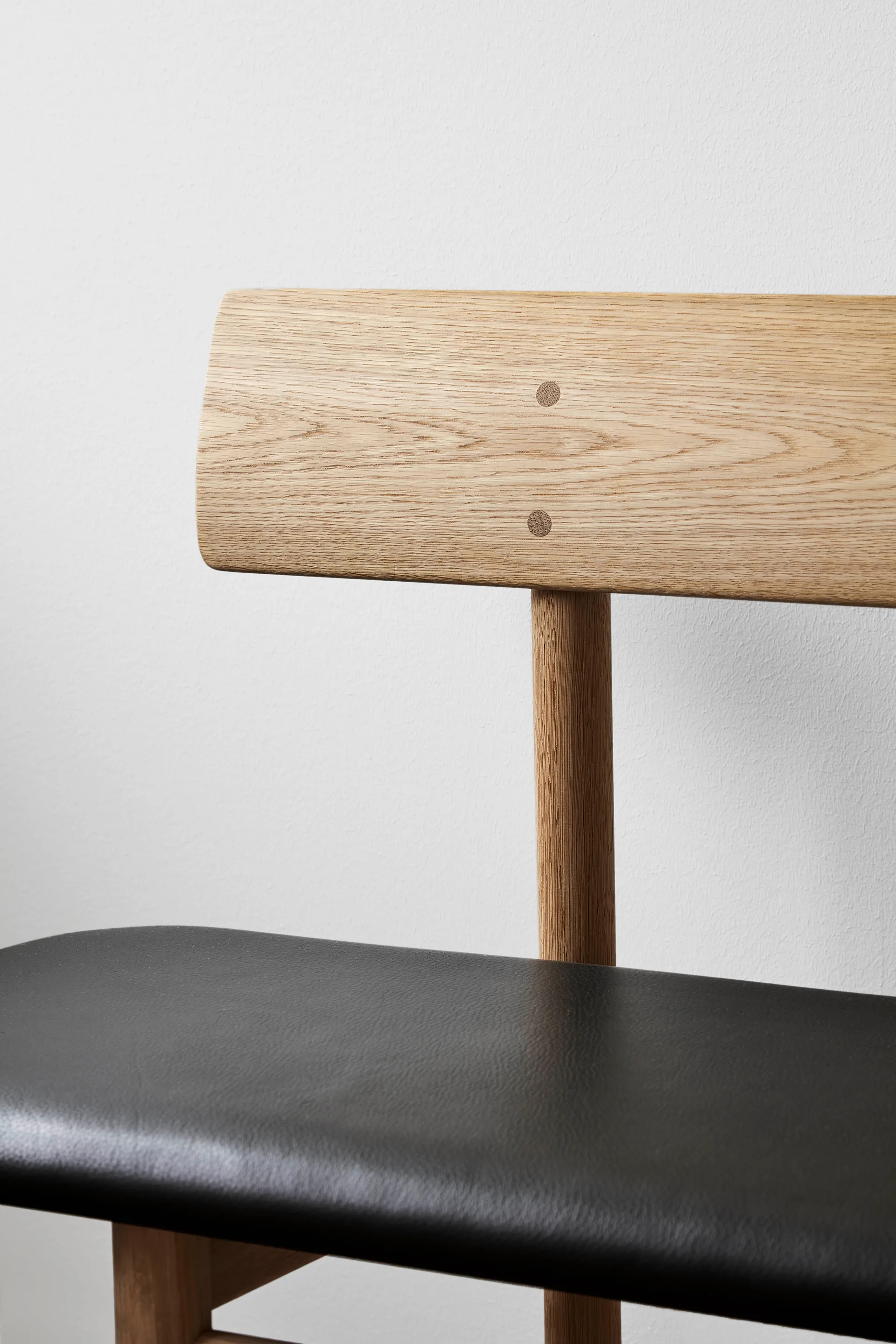 Mogensen 3171 bänk, Såpad ek-läder omni 301 black Fredericia Furniture