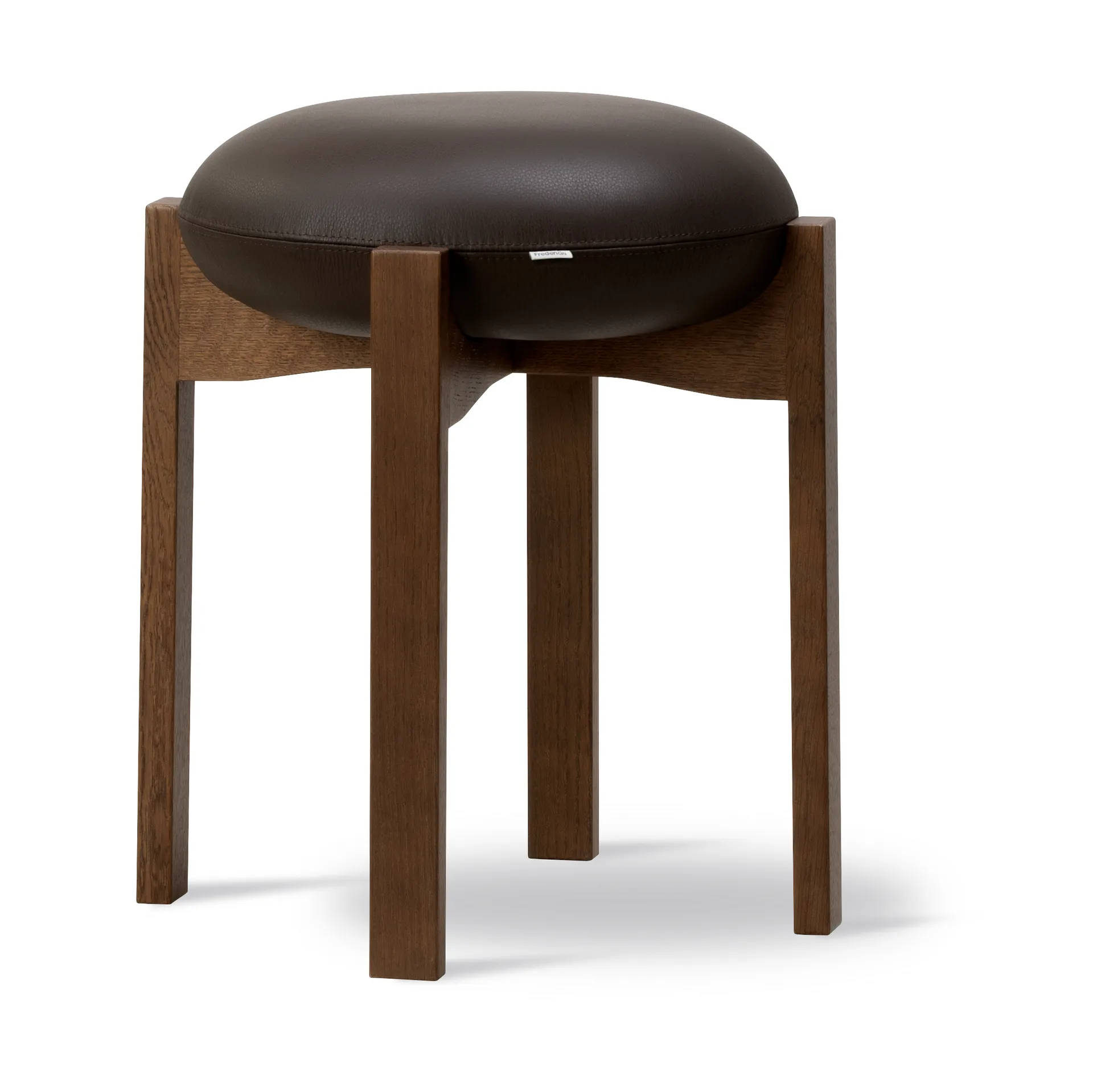 Pioneer rund pall låg, Primo 86-1-rökbets lackad ek Fredericia Furniture