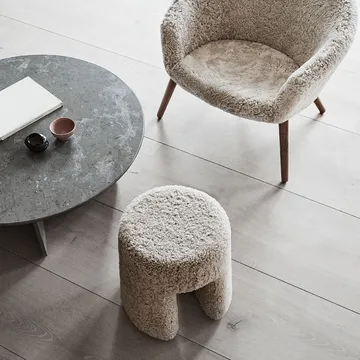 Sequoia sittpuff - Fårskinn moonlight - Fredericia Furniture