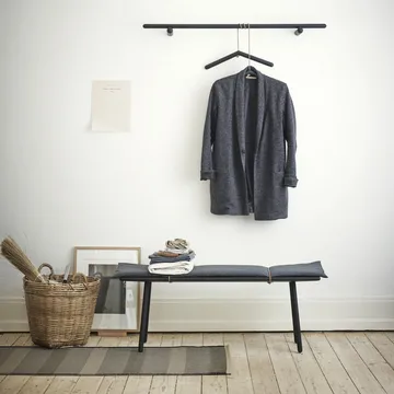 Georg bänk - Svartlackerad ek - Fritz Hansen