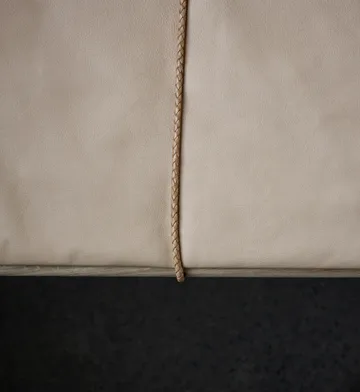 Georg läderdyna med rem till pall/barstol - Beige-brun - Fritz Hansen