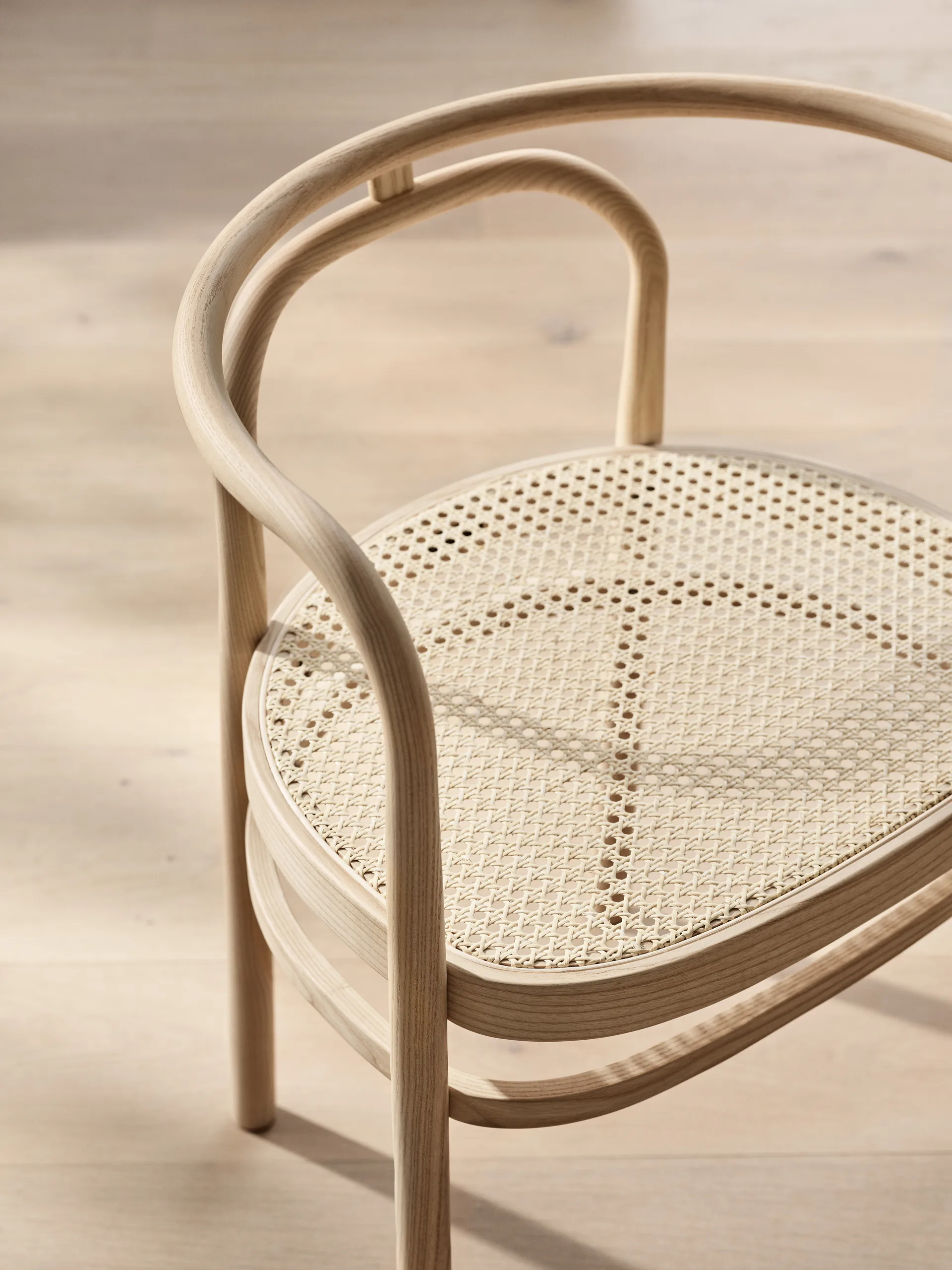 PK15 karmstol, Ask-rotting natur Fritz Hansen