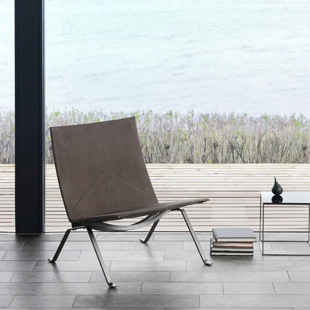 PK22 fåtölj, Leather aura black Fritz Hansen