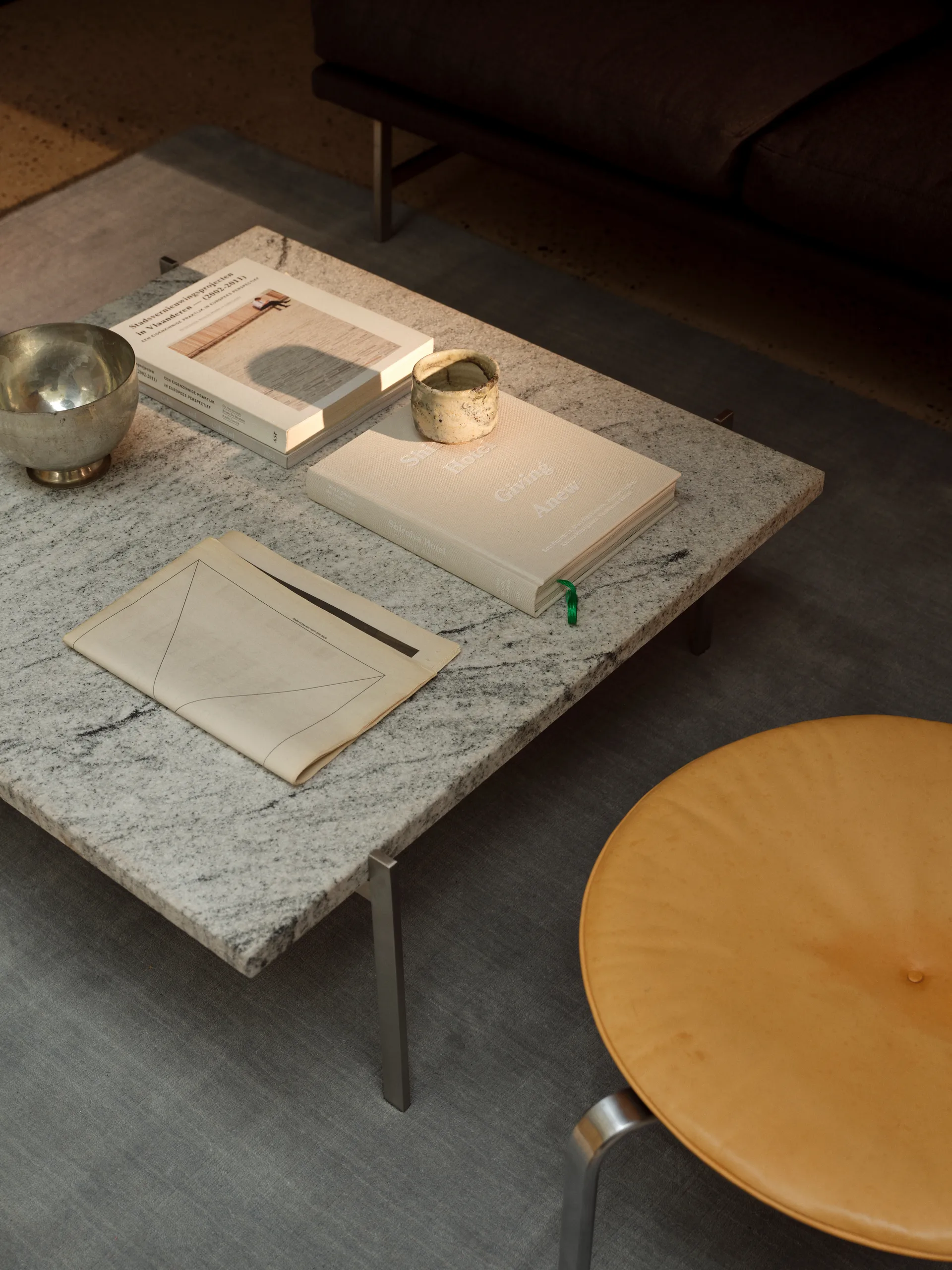 PK61 soffbord, Grey white granit-rostfritt stål, 80x80 cm Fritz Hansen