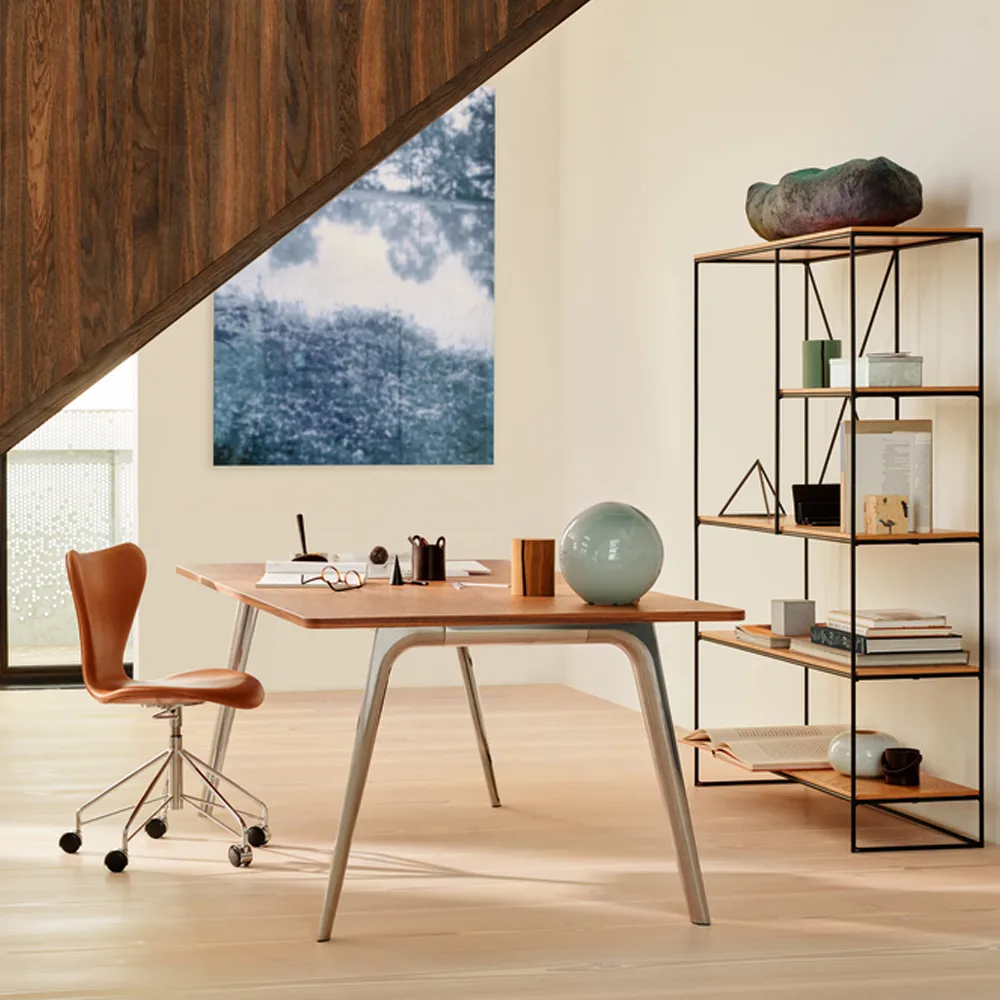 Planner MC520 hylla, Ekfanér-svart 5 hyllor Fritz Hansen