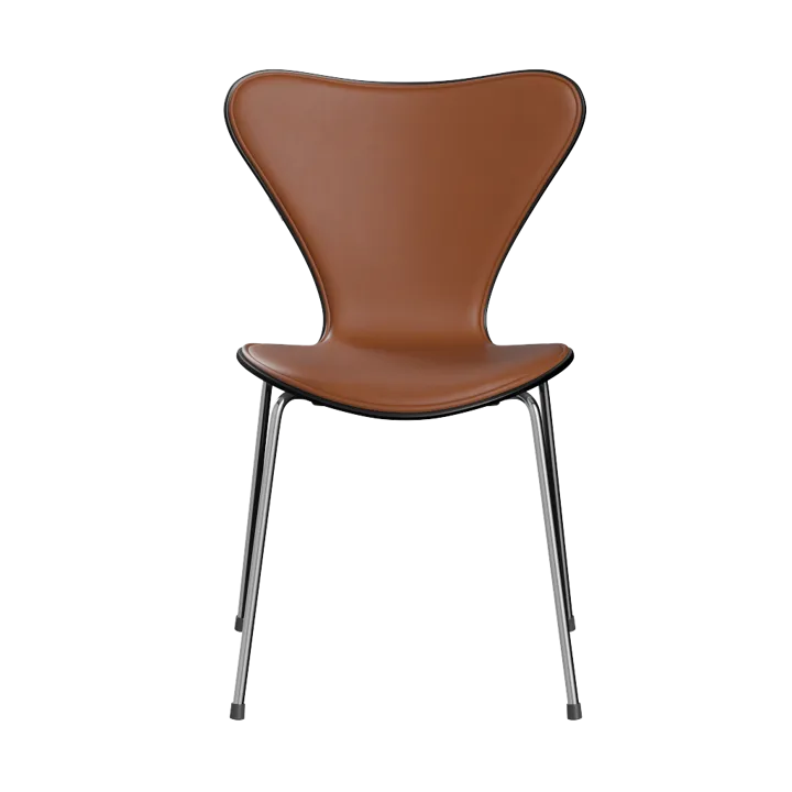 Sjuan 3107 framsidesklädd stol - Essential walnut läder-svart ask-krom - Fritz Hansen
