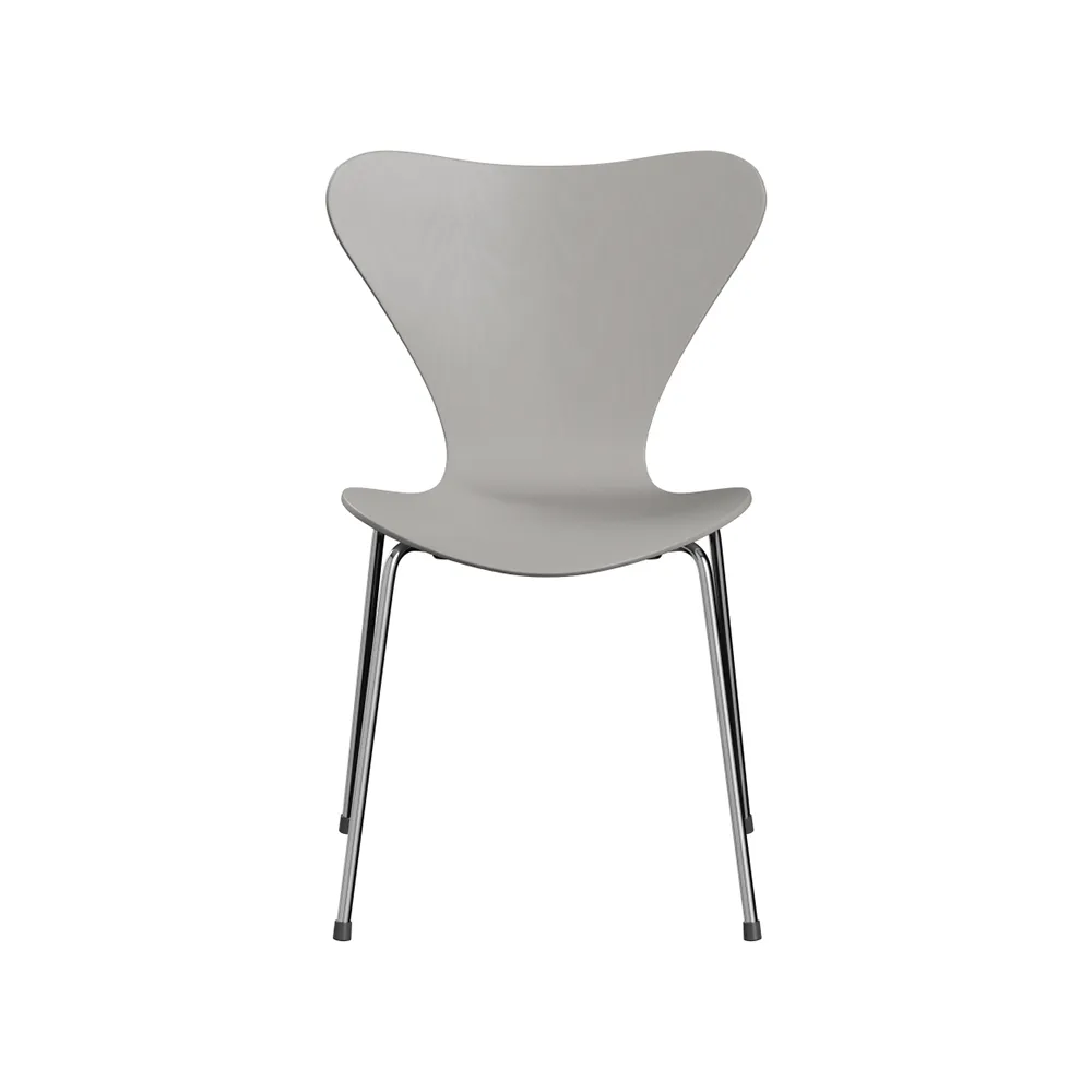 Sjuan 3107 stol, Nine grey-färgad ask-kromat stålstativ Fritz Hansen