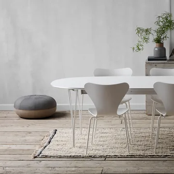 Sjuan 3107 stol - Venetian red-färgad ask-kromat stålstativ - Fritz Hansen
