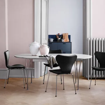 Sjuan 3107 stol - Wild rose-färgad ask-kromat stålstativ - Fritz Hansen