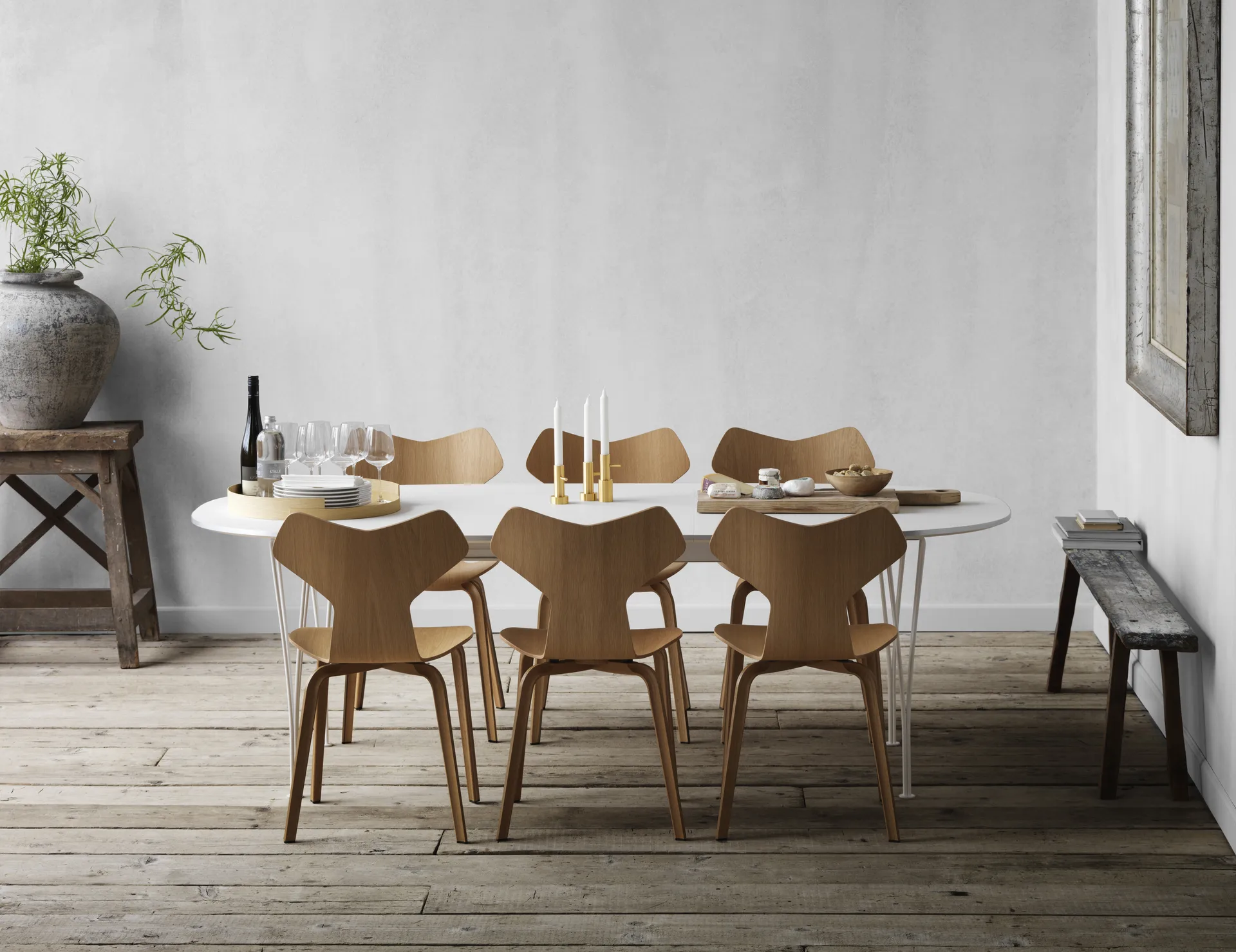 Superellips B620 matbord 170-270x100 cm, Grey laminate-alu-warm graphite Fritz Hansen