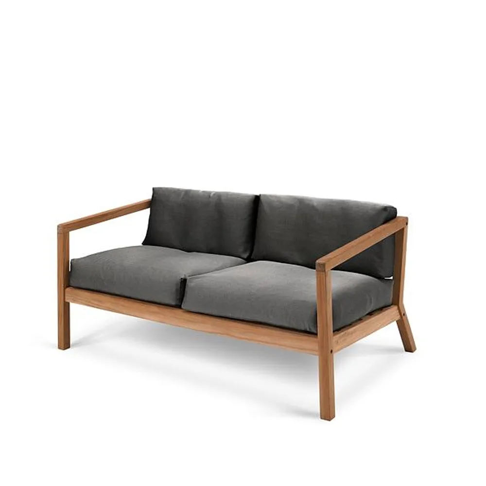 Virkelyst soffa 2-sits teak, Tyg outdoor textile charcoal Fritz Hansen