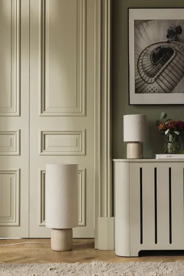 Florian golvlampa - Vit bouclé/beige, Ø30x80 cm - Globen Lighting