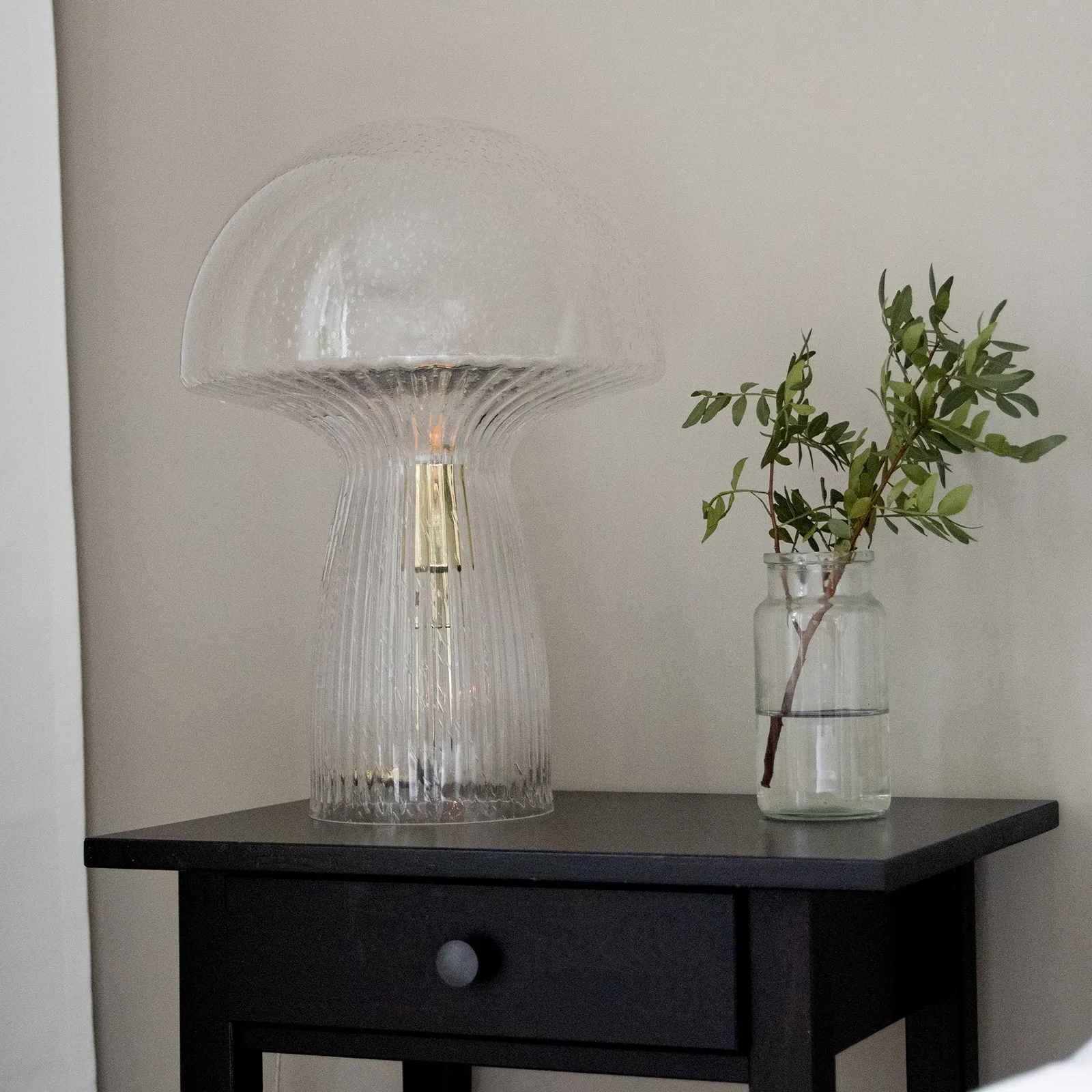 Fungo bordslampa Special Edition, Ø30 cm H42 cm Globen Lighting