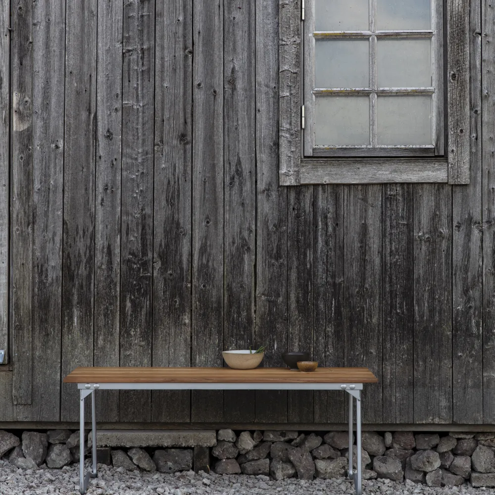 Bänk 8 bänk, Teak-varmförzinkat stålstativ Grythyttan Stålmöbler