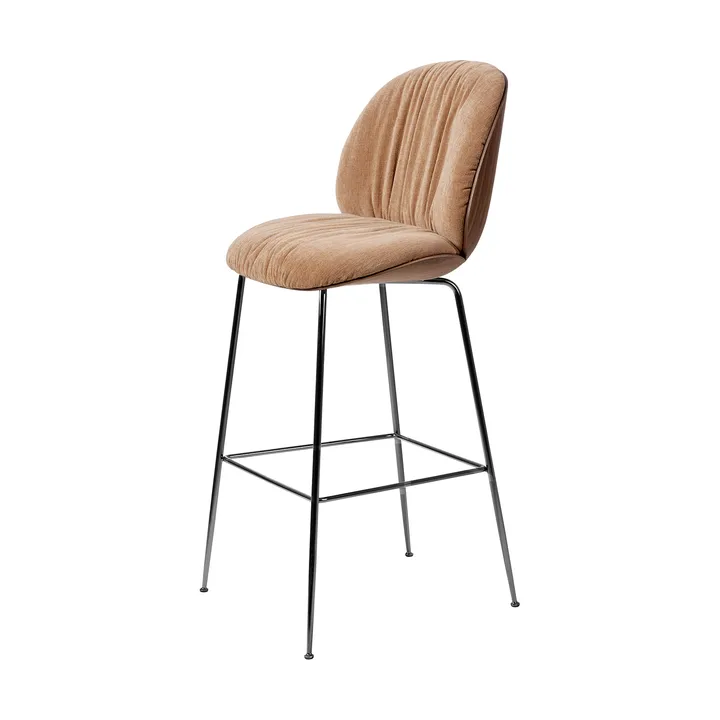 Beetle Soft barstol 75 cm framsidesklädd - Belsuede Dedar 132-lackerad valnöt-svart krom - GUBI