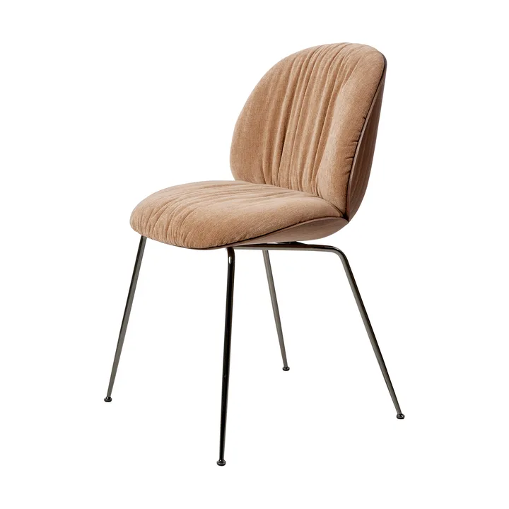 Beetle Soft stol framsidesklädd - Belsuede Dedar 132-mattlackad valnöt-svart krom - GUBI