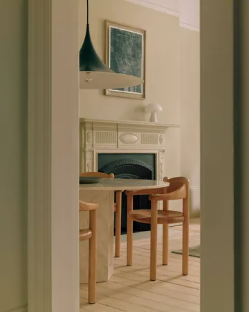 Daumiller karmstol - Golden pine - GUBI