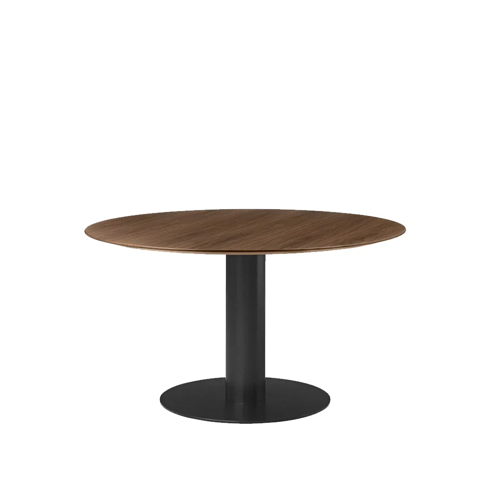 Gubi 2.0 matbord, american walnut, ø130, svart stativ GUBI