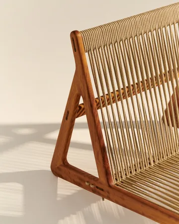 MR01 Initial Outdoor lounge chair - Oljat irokoträ - GUBI