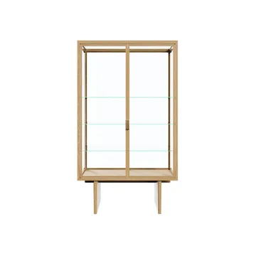 Private vitrinskåp - glas, ljusbetsad ek - GUBI