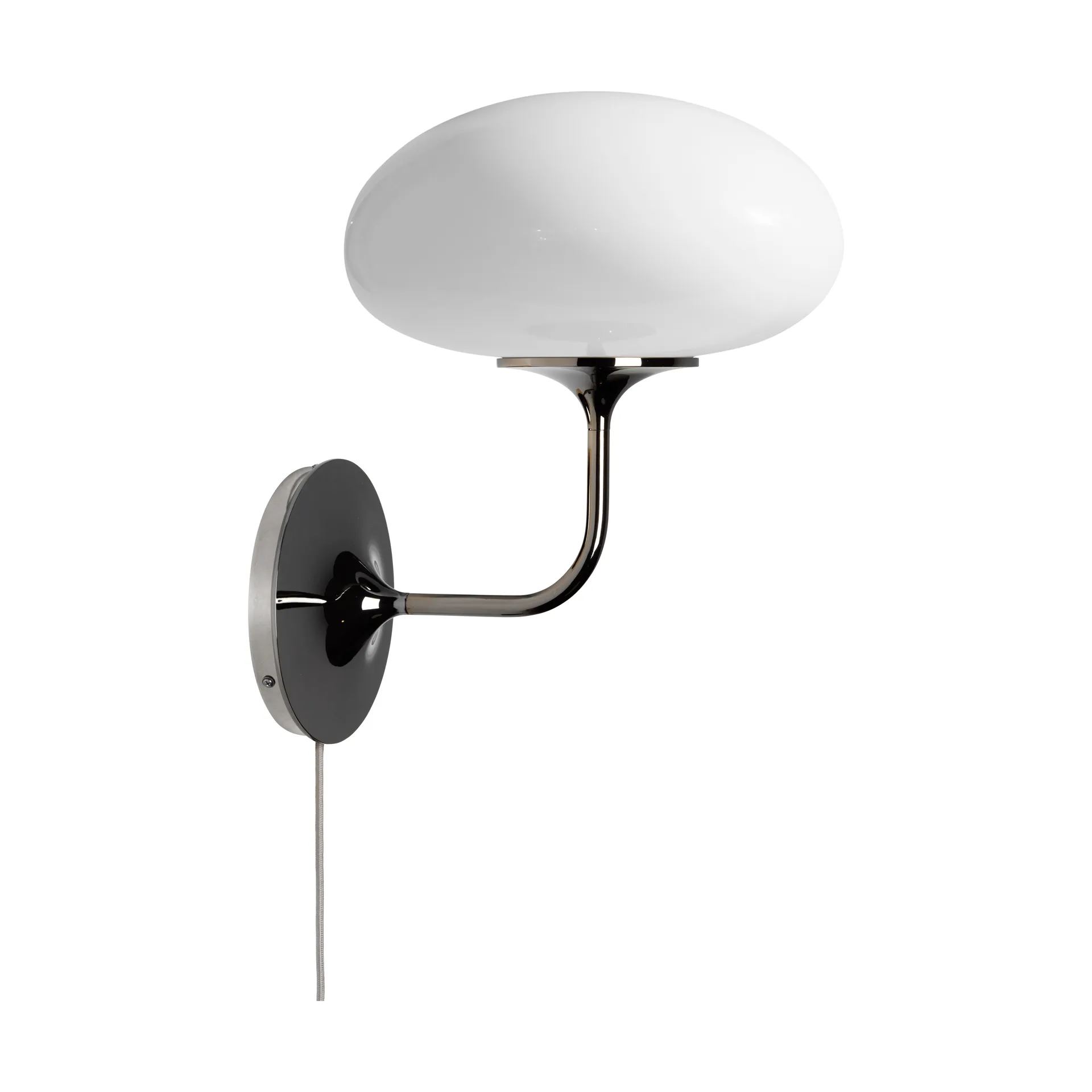Stemlite vägglampa, Black chrome-opalglas GUBI
