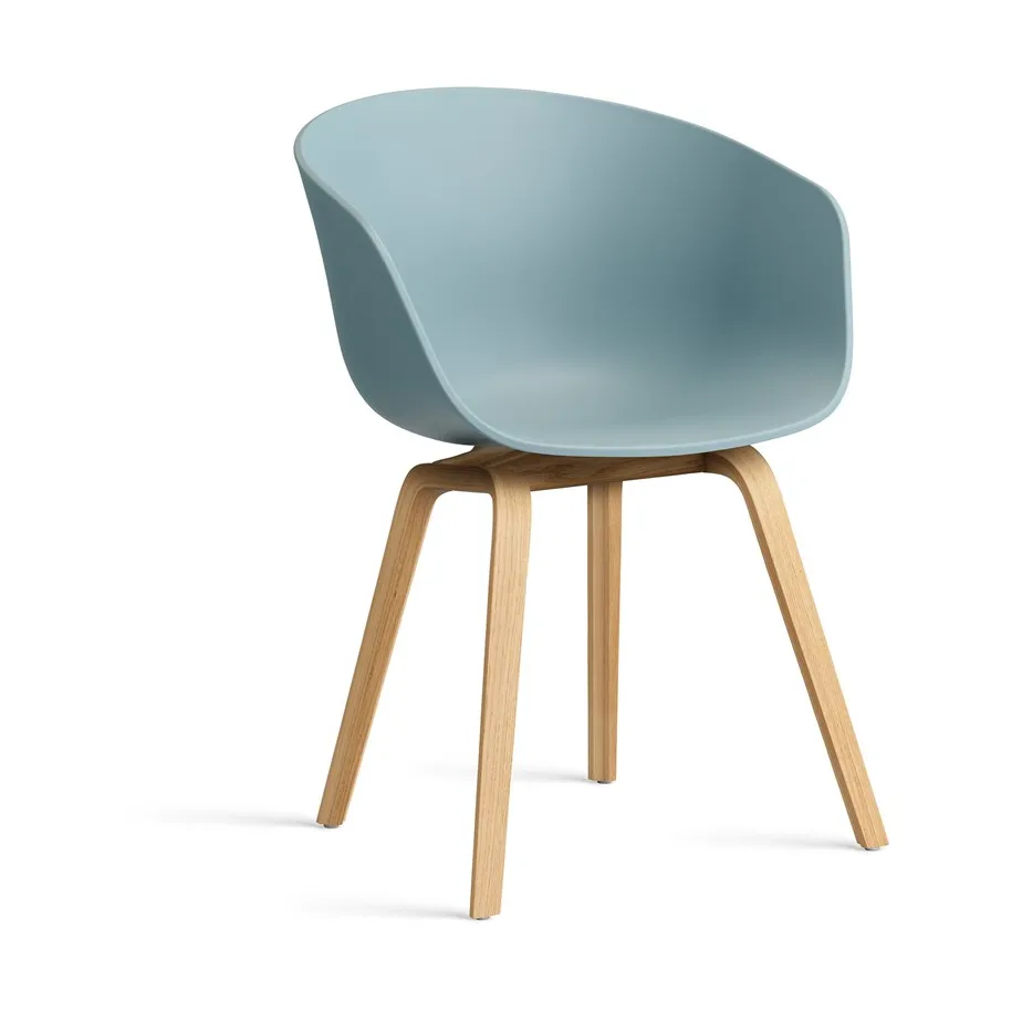 About a Chair 22 stol, Dusty blue-lackerat ekstativ HAY