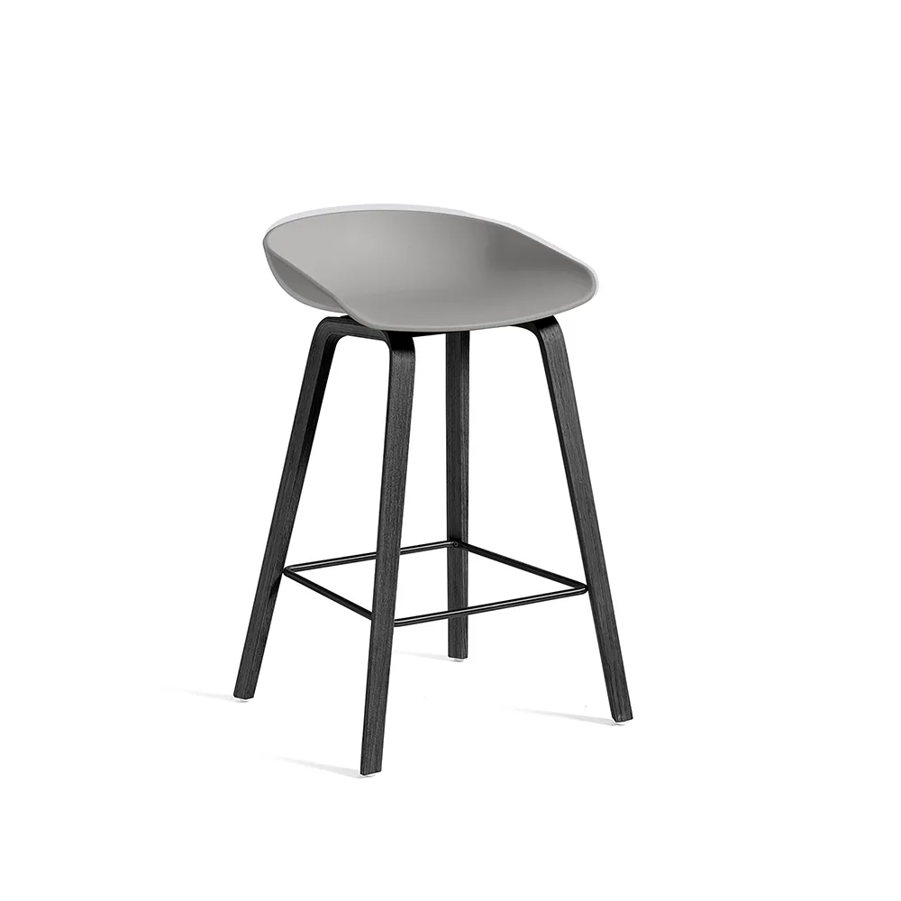 About a Stool 32 Low barstol, Concretegrey-svart stöd o stativ HAY
