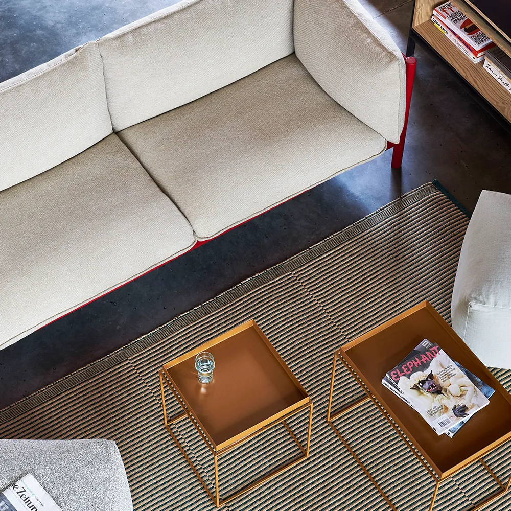Arbour ECO 2-sits Soffa, Tyg vidar 472 mustard, vaxoljat valnöt HAY