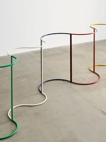 Colour Rack s-shape klädhängare 144,2x150 cm - Dijon - HAY